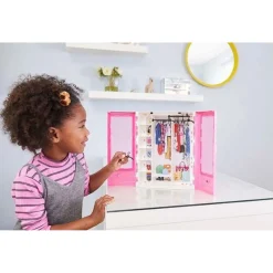Barbie Fashionistas Ultimate Closet