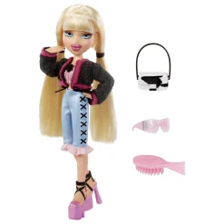 Bratz Goin Out! Doll Cloe