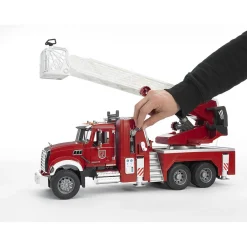 Bruder Auto Brandweerwagen Mack Licht En Geluid En Pomp