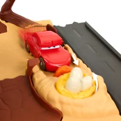 Cars Disney en Dino Playset