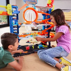 Hot Wheels City Sets & Haulers City Ultimate Garag