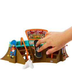 Hot Wheels Skate Drop In Skate Set Assortment