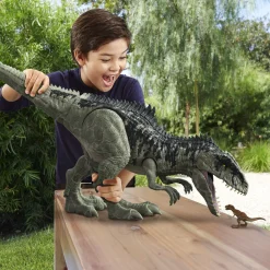 Jurassic World Super Colossal Giant Dino
