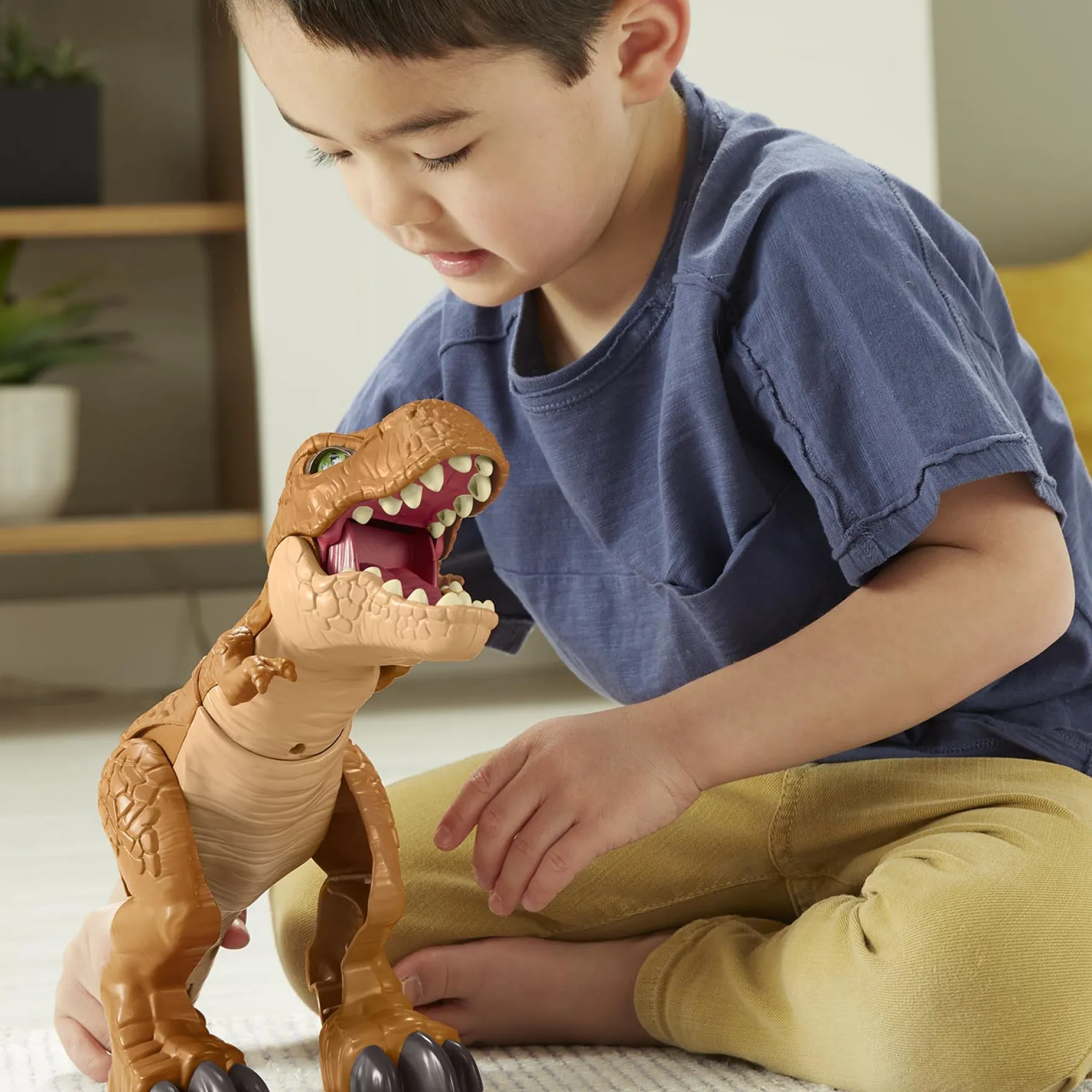 Jurassic World Thrashin Action T-Rex