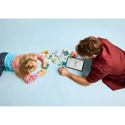 LEGO 11201 Bluey En Chloe In De Speeltuin