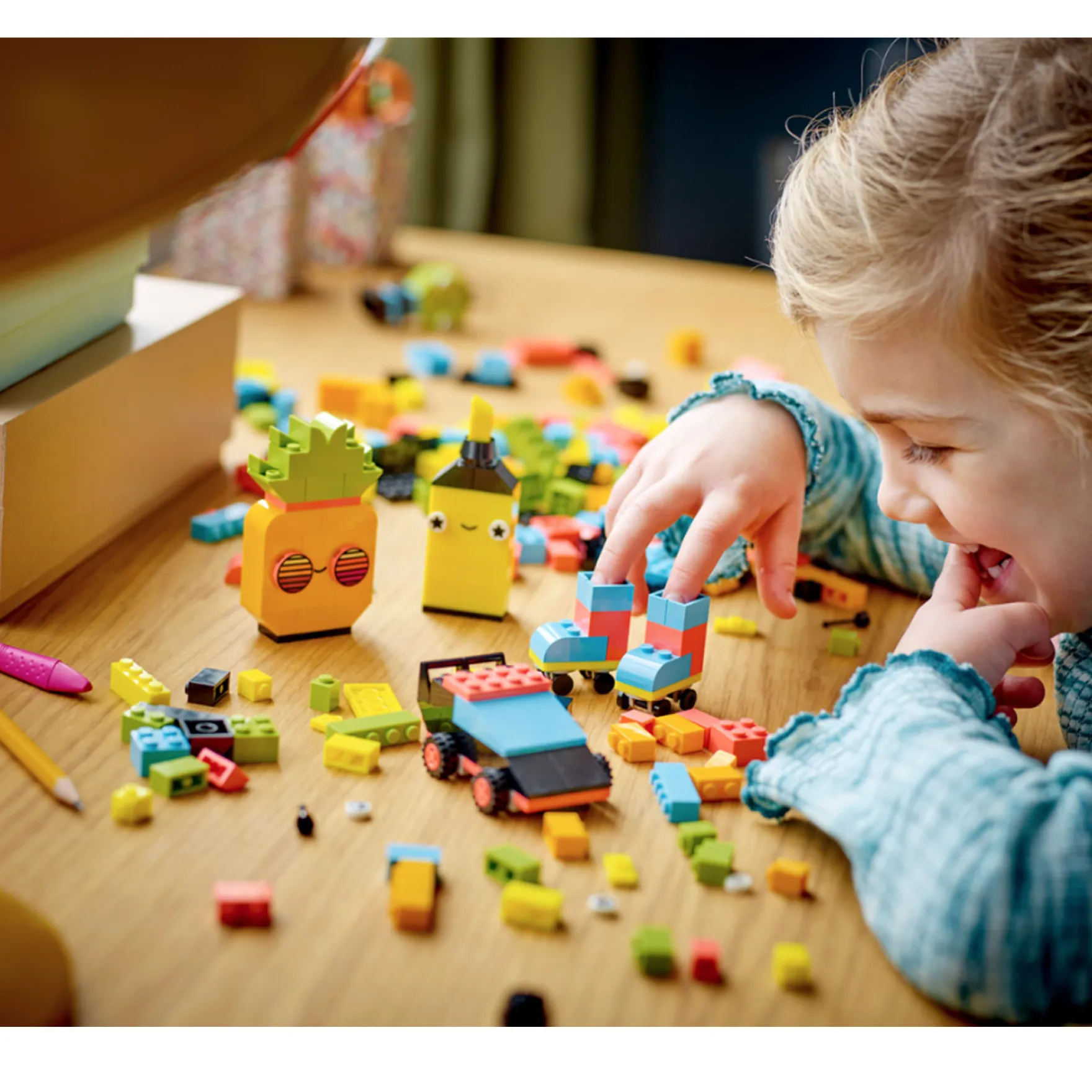 LEGO 11027 Classic Creatief Spelen Met Neon