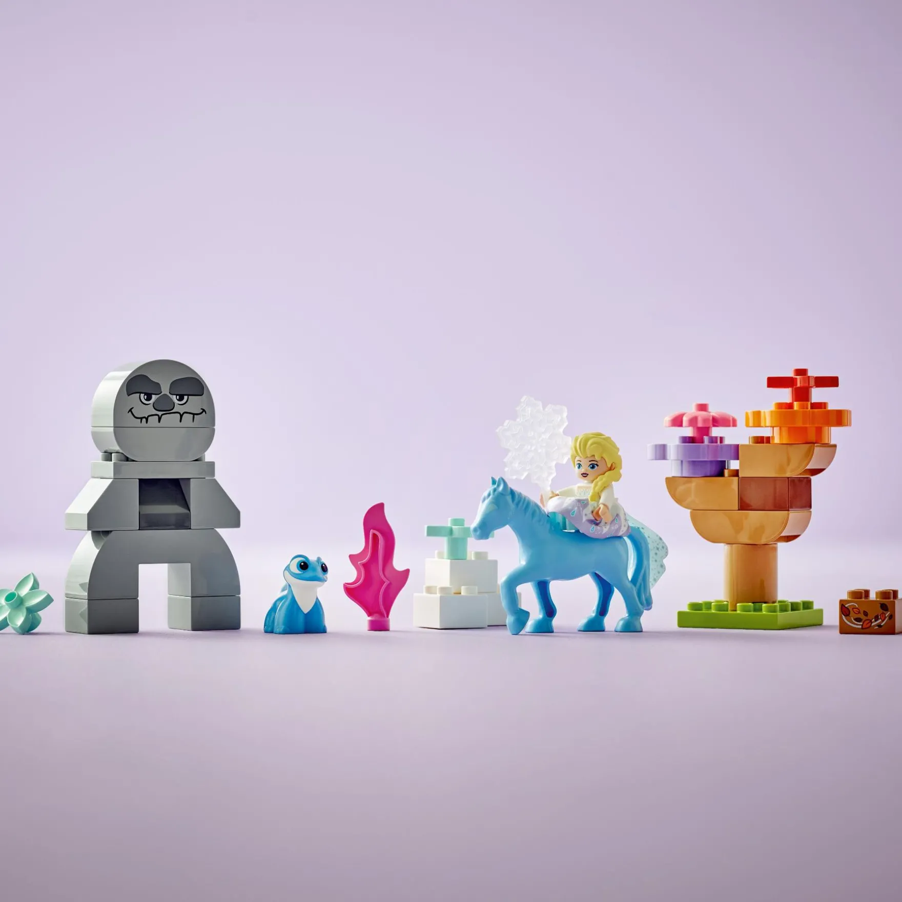 LEGO 10418 Disney Elsa En Bruni In Het Betoverde Bos