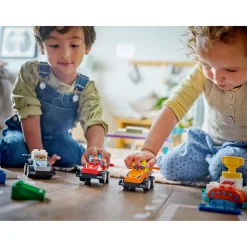 LEGO 10445 DUPLO F1 team racewagens en coureurs