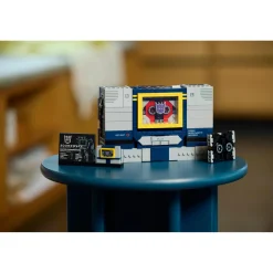 LEGO 10358 Icons Transformers: Soundwave