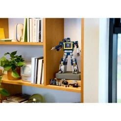 LEGO 10358 Icons Transformers: Soundwave