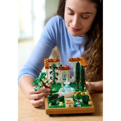 LEGO 10359 Icons Tuin met fontein