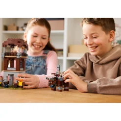 LEGO 21278 Minecraft De Plunderaar Buitenpost En Verwoester