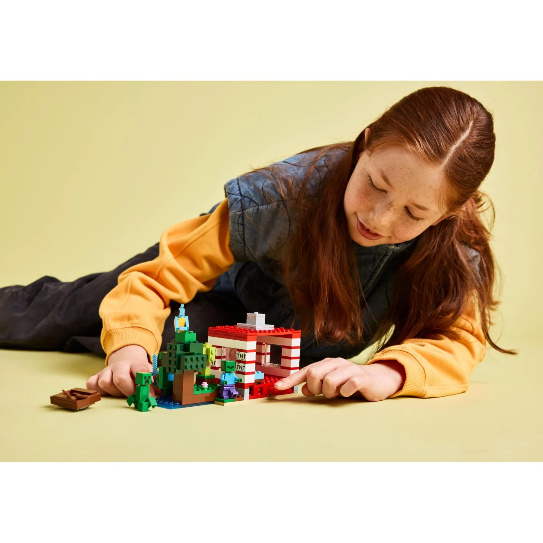 LEGO 21275 Minecraft Het TNT Junglehuis