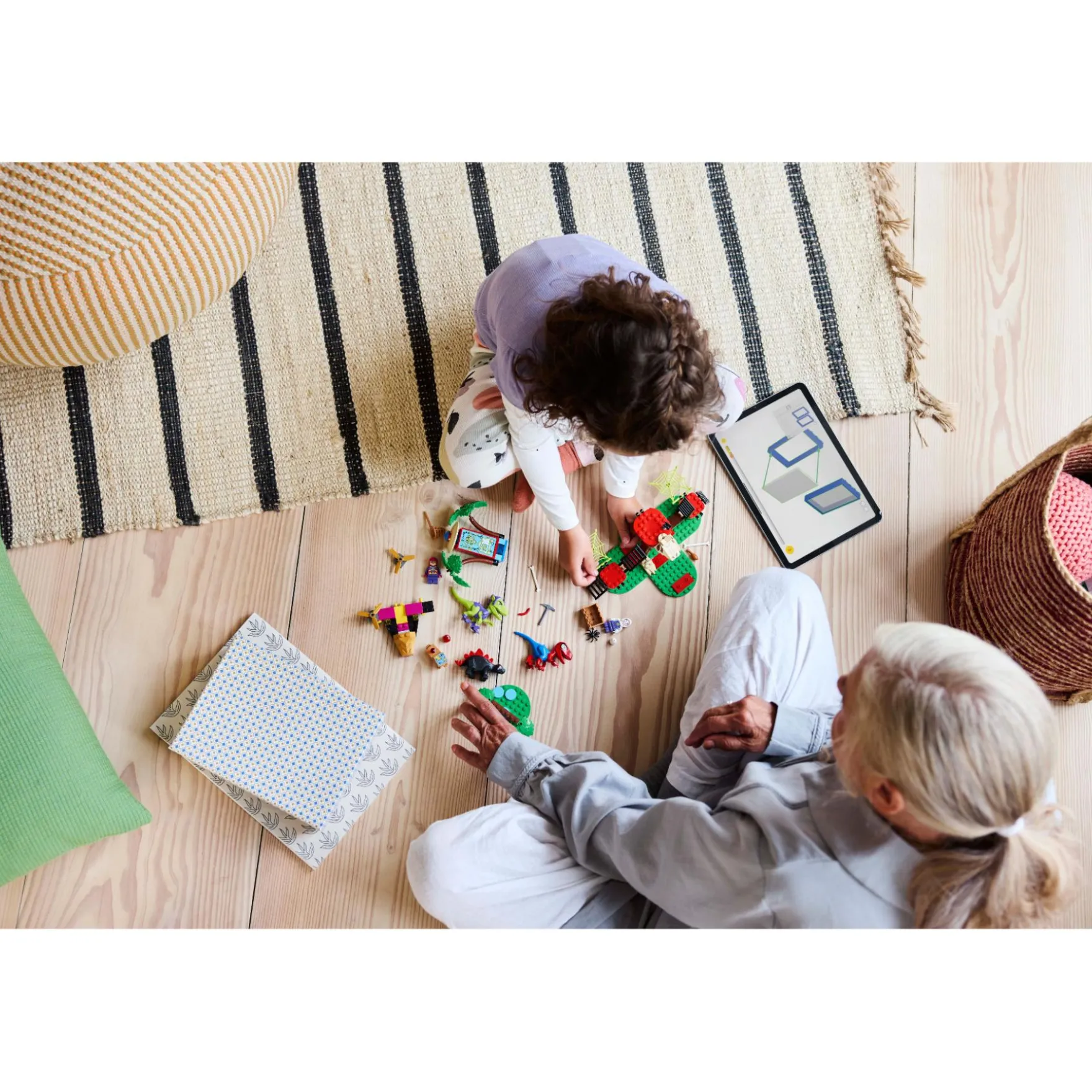 LEGO 11200 Spidey en Gobby's raptorstrijd bij de boomhut