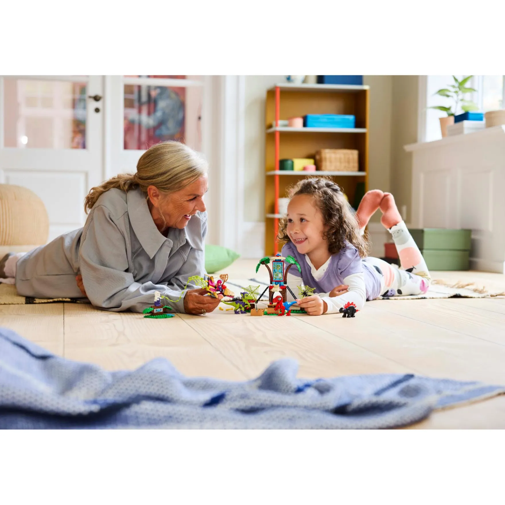 LEGO 11200 Spidey en Gobby's raptorstrijd bij de boomhut