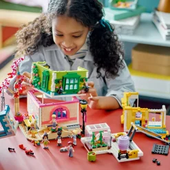 LEGO  Friends 41748 Heartlake City Buurtcentrum