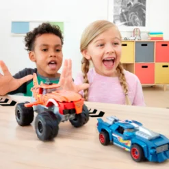 Mega Hot Wheels Monster Trucks Tiger Shark Chomp Course