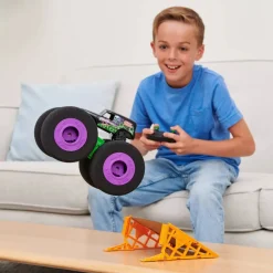 R/C Monster Jam 1:16 Grave Digger Ramp Champ