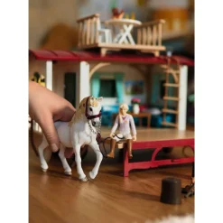 Schleich 42593 Woonwagen voor geheime club bijeenkomsten