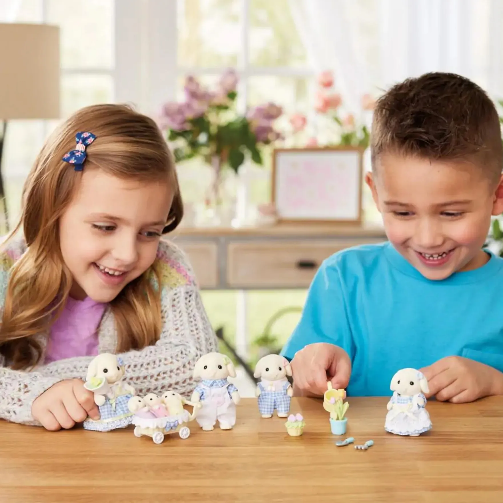 Sylvanian Families Tuin En Bloemen Hangoorkonijn Broer&Zus