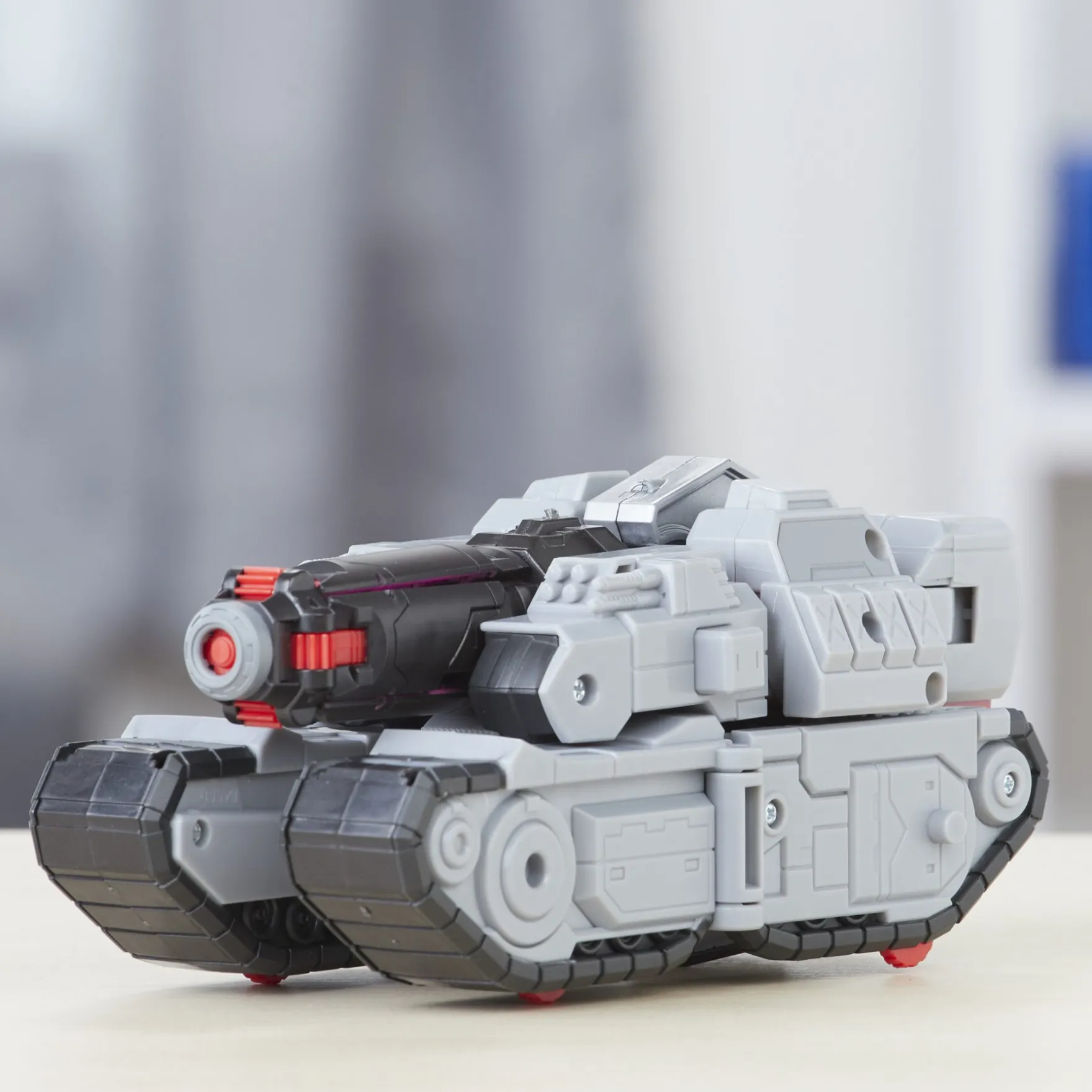 Transformers Cyberverse Ultimate Class 30 Cm Assorti