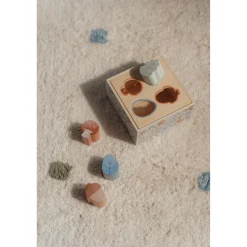 Vormenstoof Forest Garden